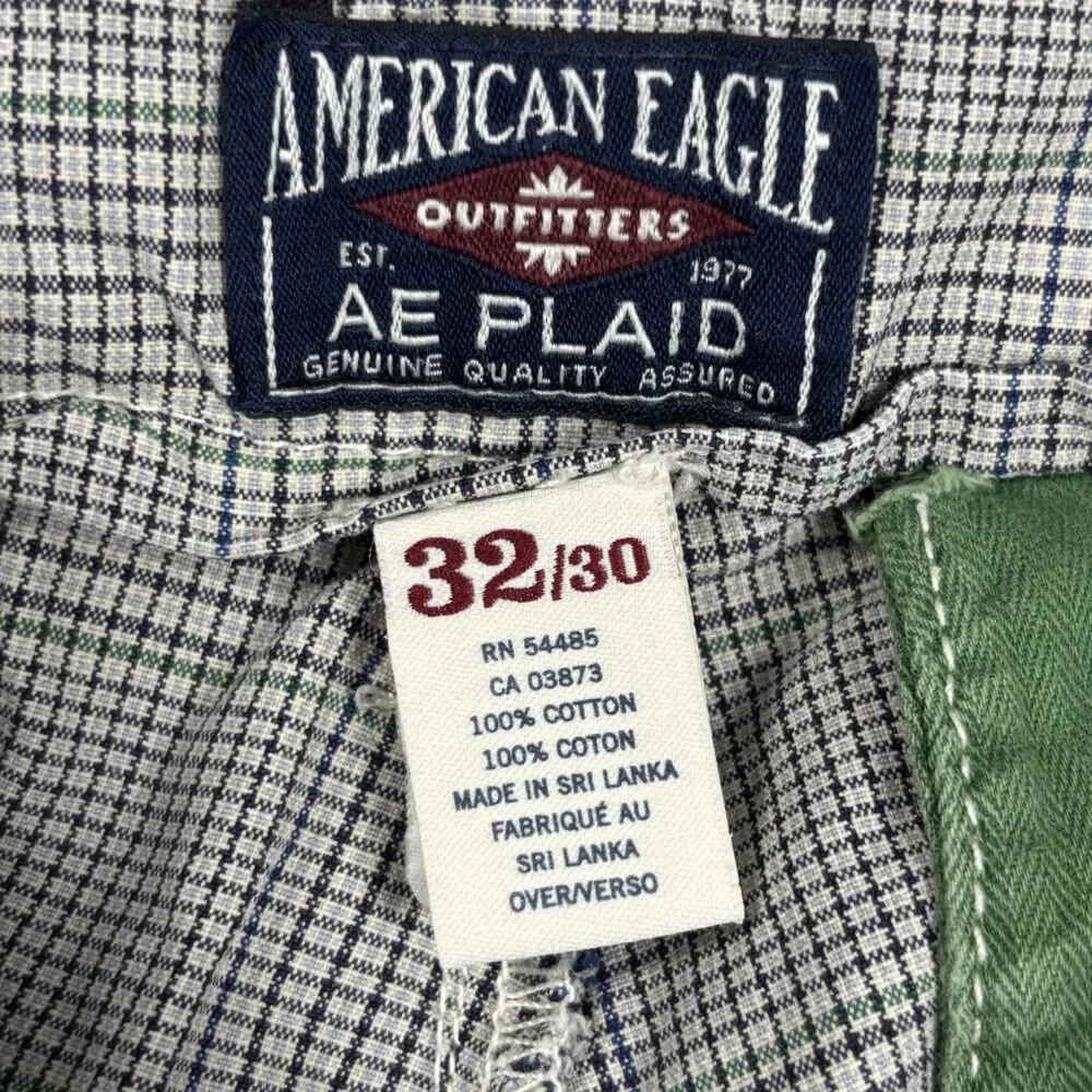 American Eagle Pants Mens 32x30 Gray Plaid Cotton Casual Flat Front Trousers